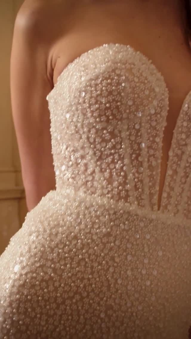 Post 10 by Chantú Novias on Instagram (video)