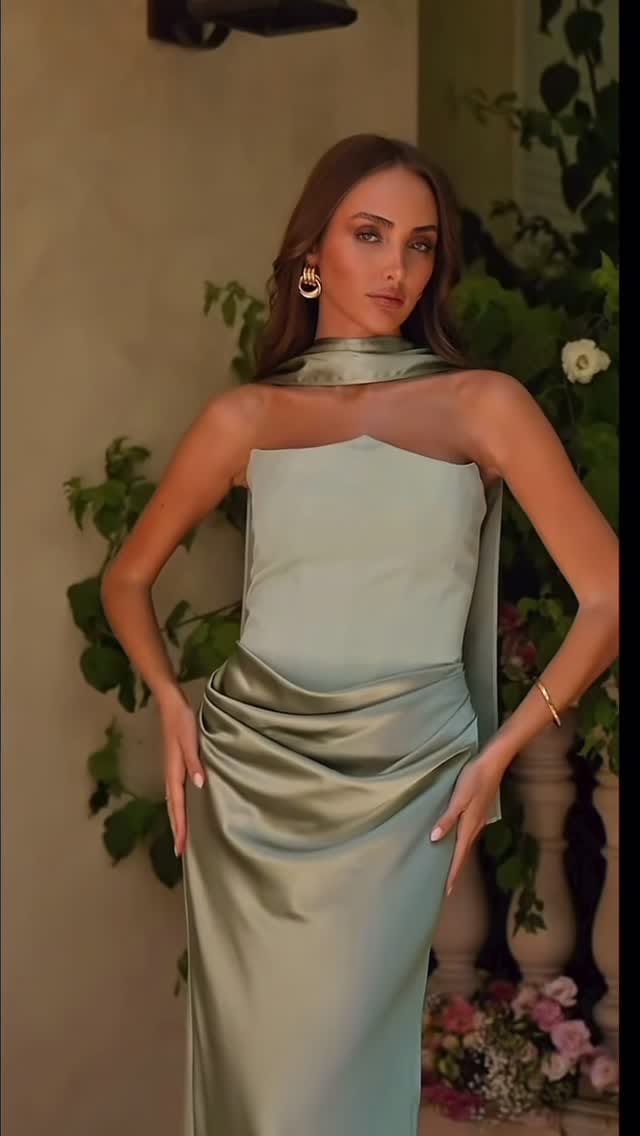 Post 6 by RENTA Y VENTA DE VESTIDOS on Instagram (video)