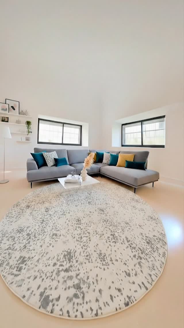 Post 7 by Ocre Barcelona (Agudo Interiors SL) on Instagram (video)