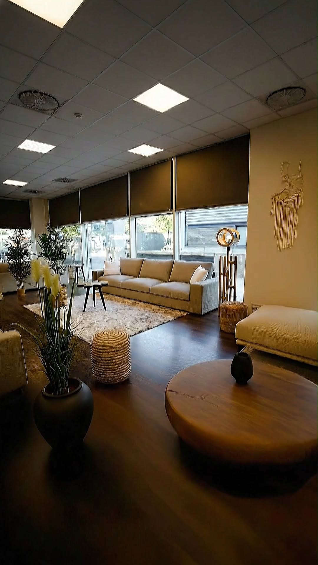 Post 6 by Ocre Barcelona (Agudo Interiors SL) on Instagram (video)