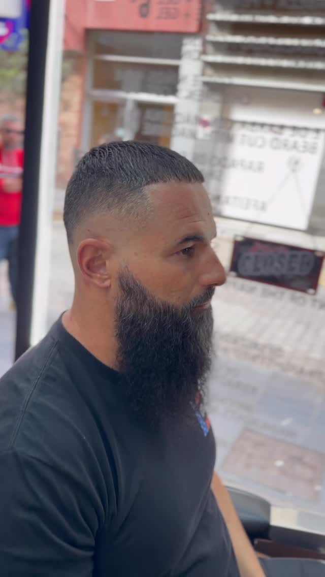 Post 1 by THEJOKER_BARBERSHOP on Instagram (video)