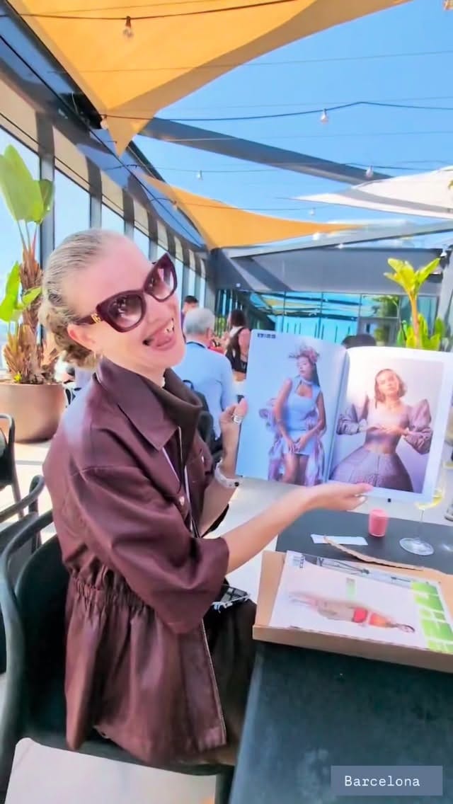 Post 7 by Mari Orlova Your Muse 🧚🏻‍♂️  *BARCELONA* on Instagram (video)