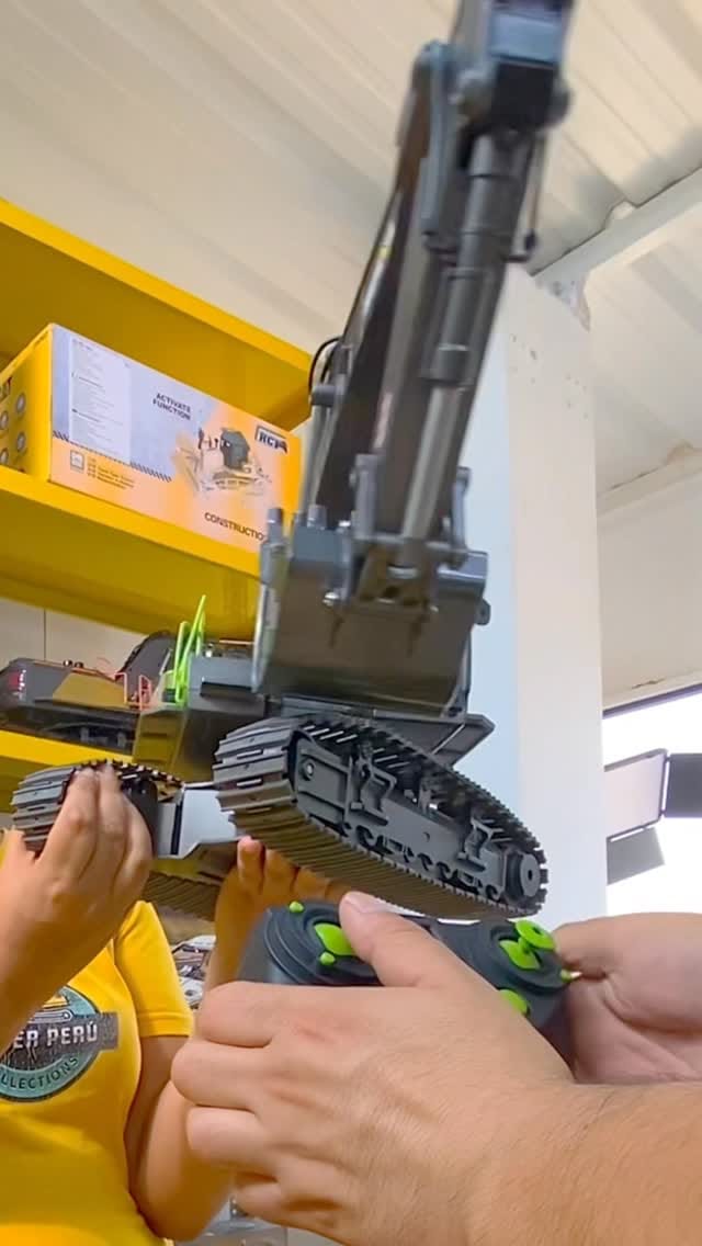 Post 9 by KATZER on Instagram (video)