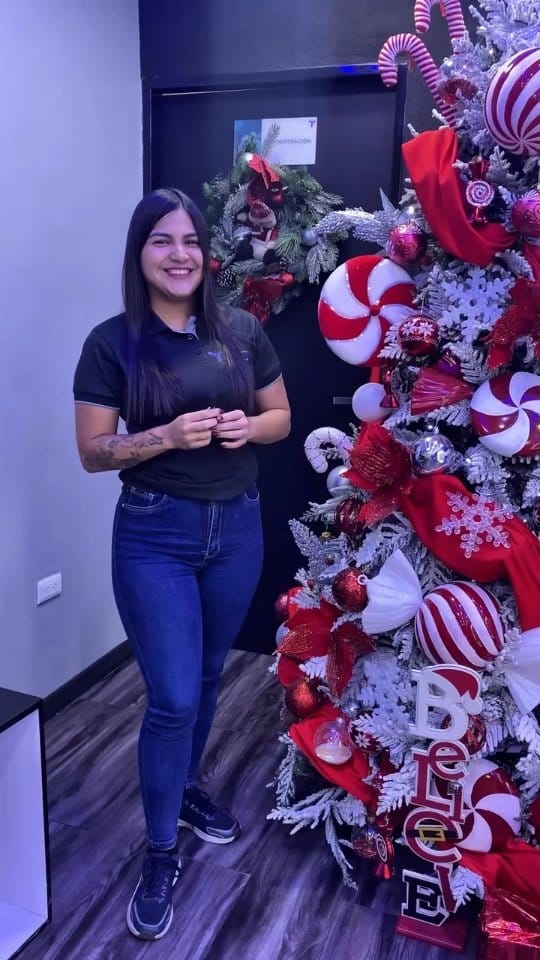 Post 6 by Computadoras • Tecnología on Instagram (video)