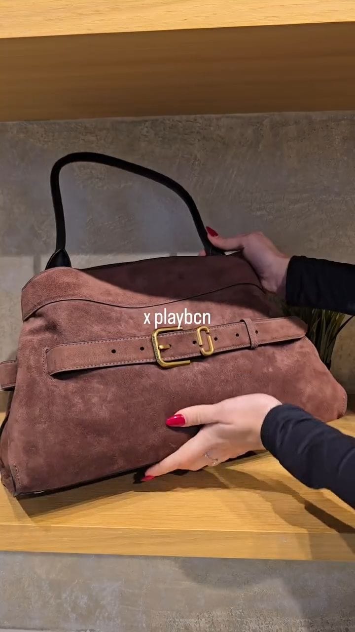 Post 3 by PLAYBCN on Instagram (video)
