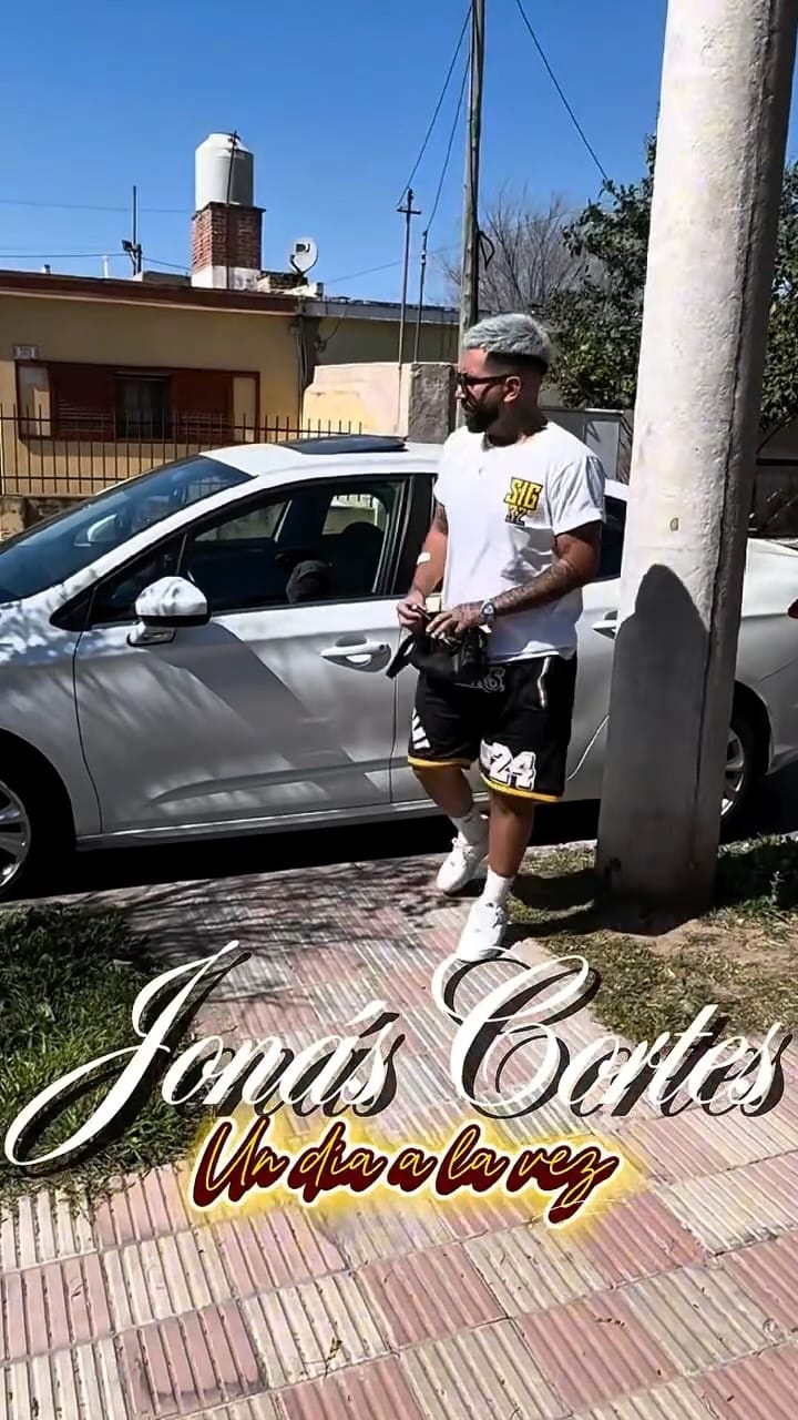 Post 6 by 🅙 🅞 🅝 🅐́ 🅢 🅒 🅞 🅡 🅣 🅔 🅢 on Instagram (video)