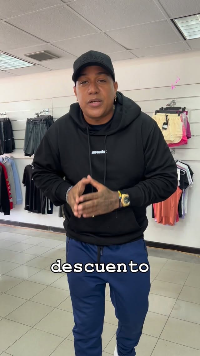 Post 6 by Baratazo Sport | Zapatería on Instagram (video)