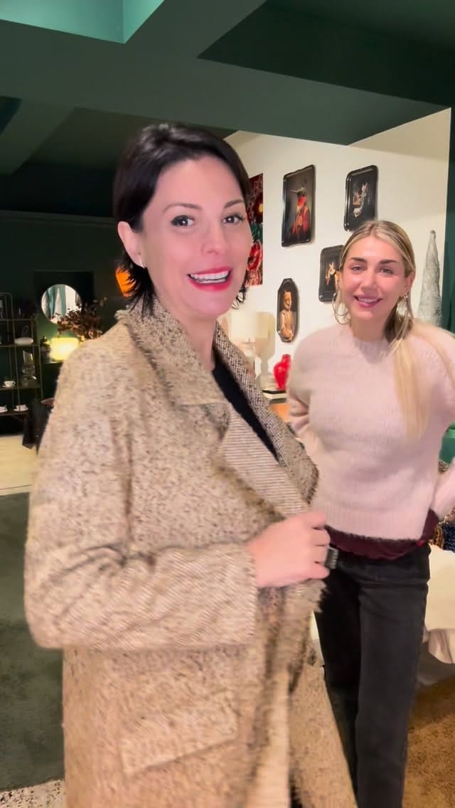 Post 5 by U N U S U A L* Store Barcelona on Instagram (video)