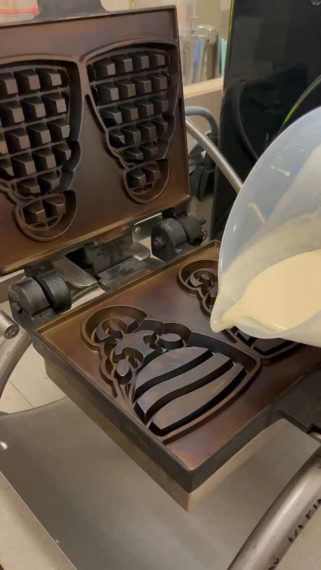 Post 6 by FANÁTICA | Artesanos del placer helado on Instagram (video)
