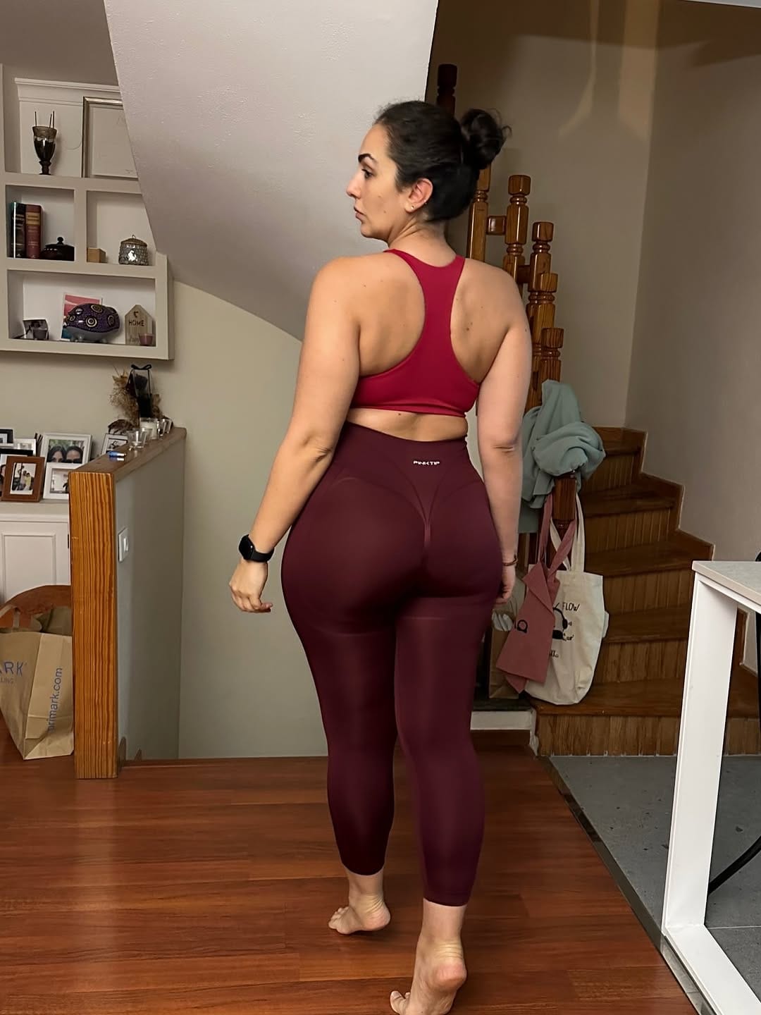 Post 6 by Lorena C. | Curvy Model on Instagram (carousel)