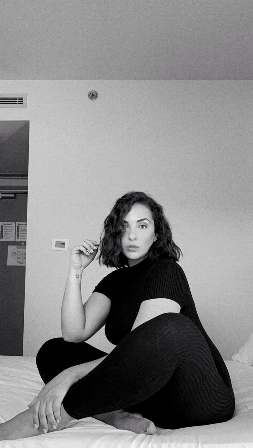 Post 9 by Lorena C. | Curvy Model on Instagram (video)