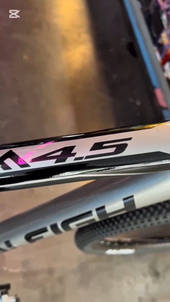 Post 2 by Bici Urbana on Instagram (video)