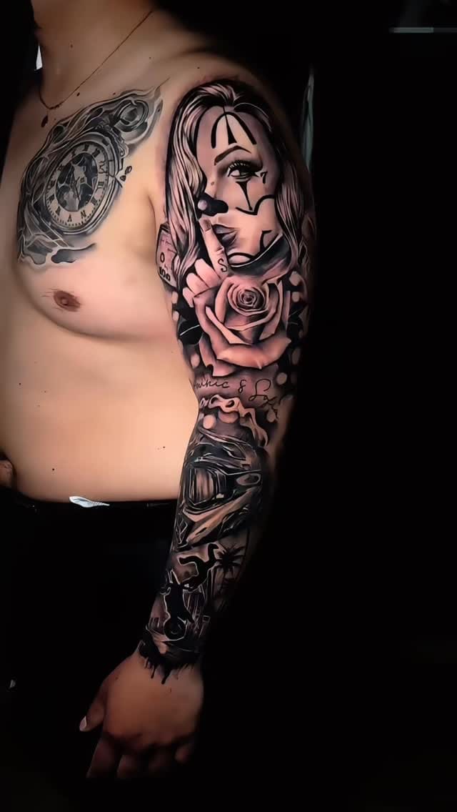Post 10 by @tattoocarpe on Instagram (video)