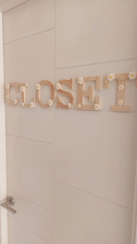 Post 9 by Vanesa on Instagram (video)