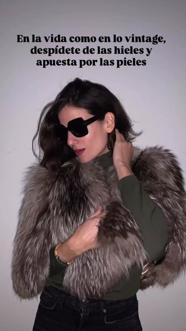Post 5 by Vintage&Go on Instagram (video)