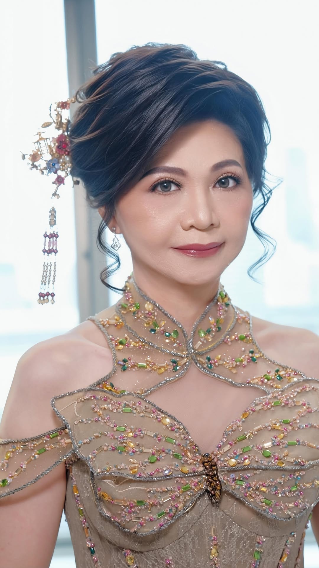 Post 3 by Oscar Daniel | Makeup Artist Jakarta on Instagram (video)
