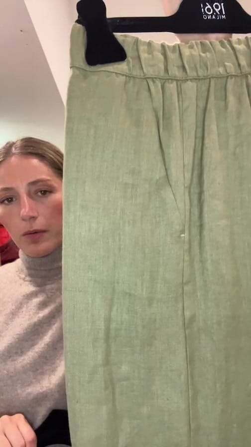 Post 3 by Verónica Y Ángela Pacheco on Instagram (video)