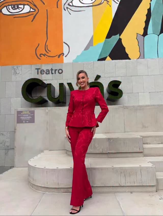 Post 9 by BESITO INVITADAS & MORE on Instagram (video)