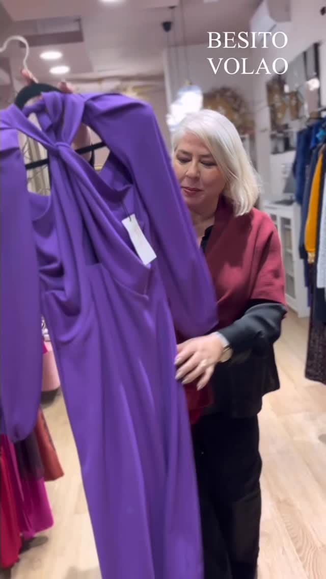 Post 6 by BESITO INVITADAS & MORE on Instagram (video)