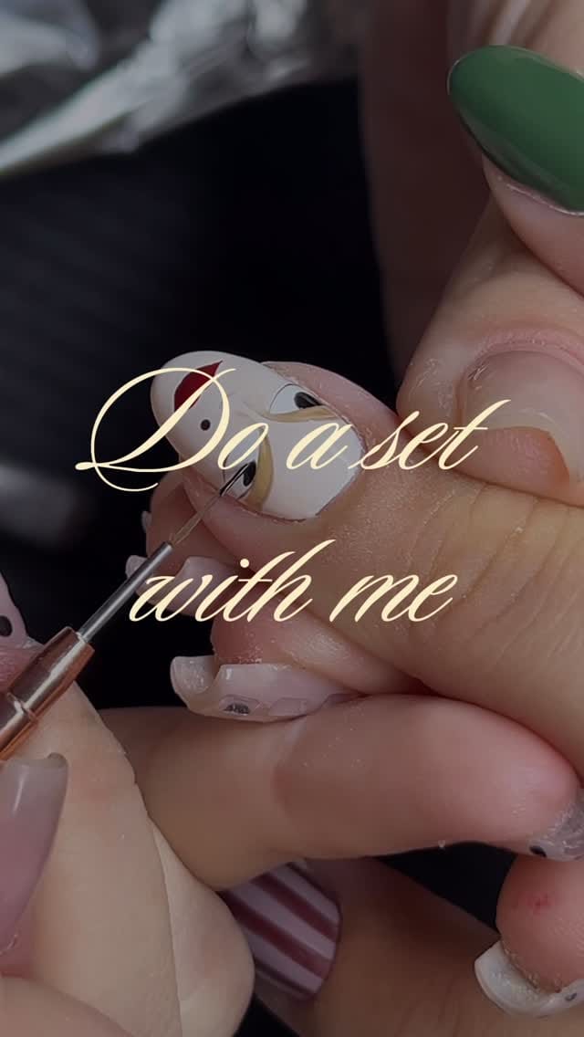 Post 4 by 𝓒𝓱𝔂𝓷𝓪 𝓖𝓵𝓪𝓭 ₊˚⊹♡ on Instagram (video)