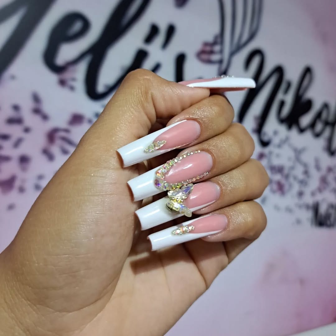 Post 9 by yeliris chirinos on Instagram (carousel)