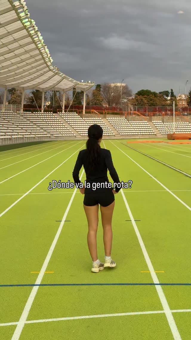 Post 4 by 𝘈𝘯𝘦, 𝘤𝘰𝘯 𝘶𝘯𝘢 𝘯 ✨ on Instagram (video)