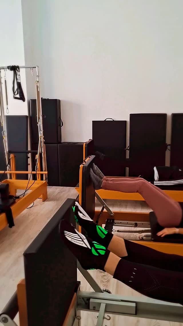 Post 10 by Alfa pilates. Estudio de Movimiento Consciente. Virginia Acosta on Instagram (video)