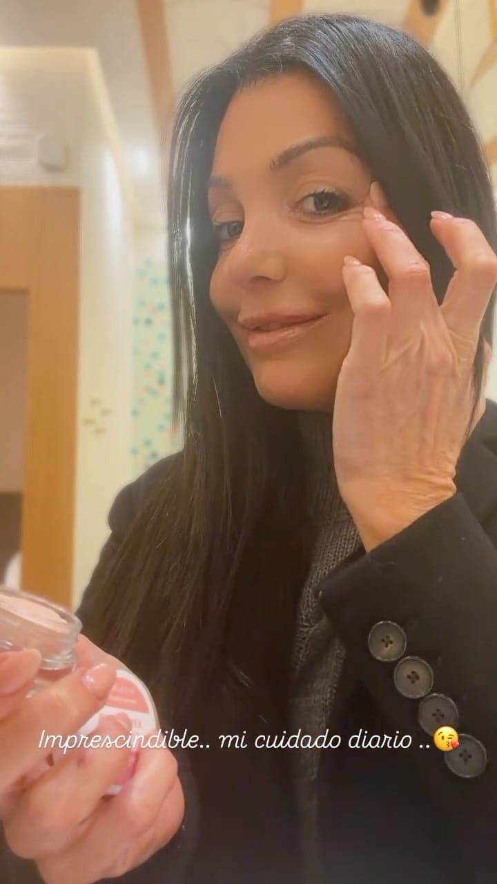 Post 2 by Virginia Runner on Instagram (video)