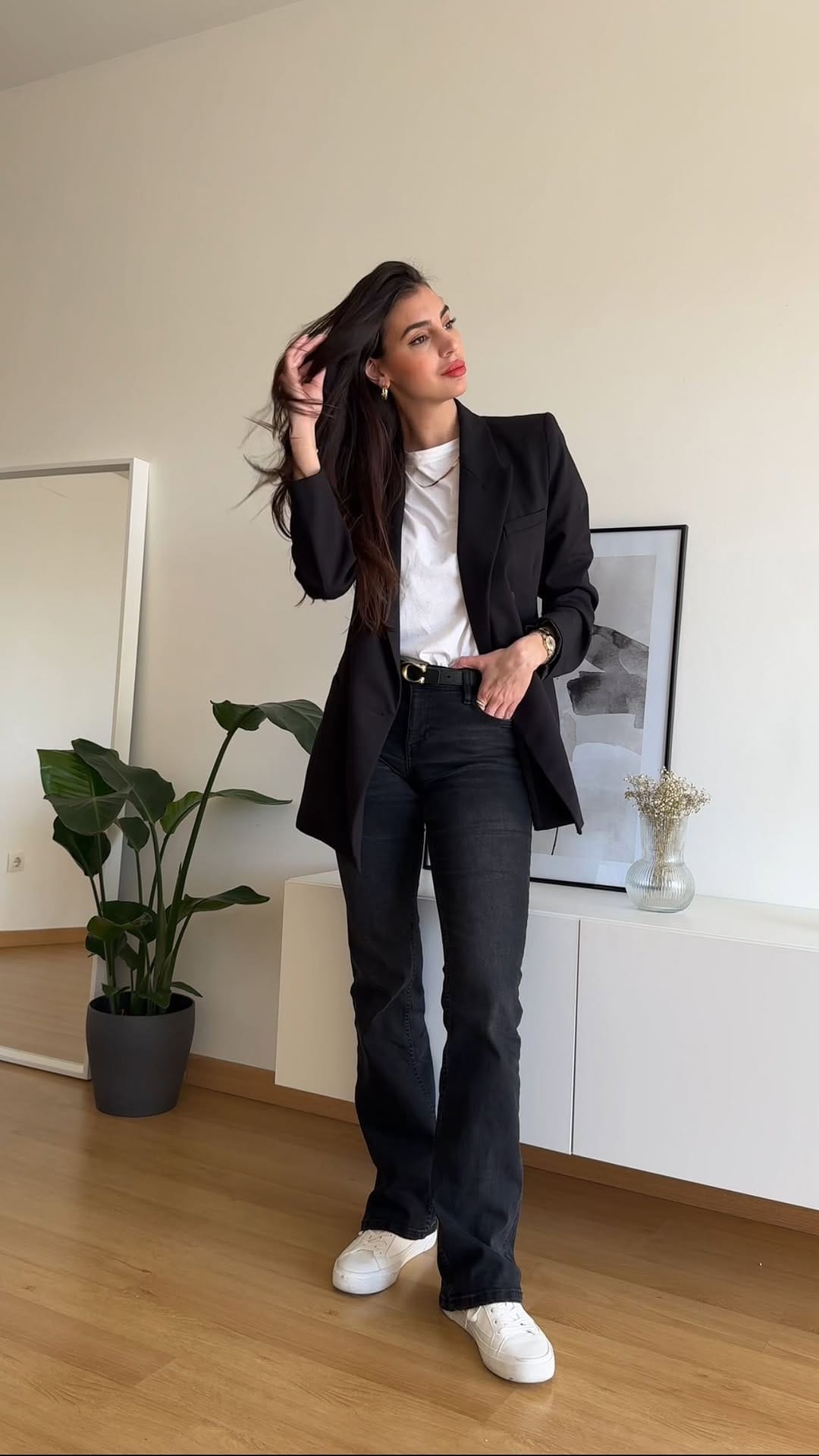 Post 9 by Cristina Martin on Instagram (video)