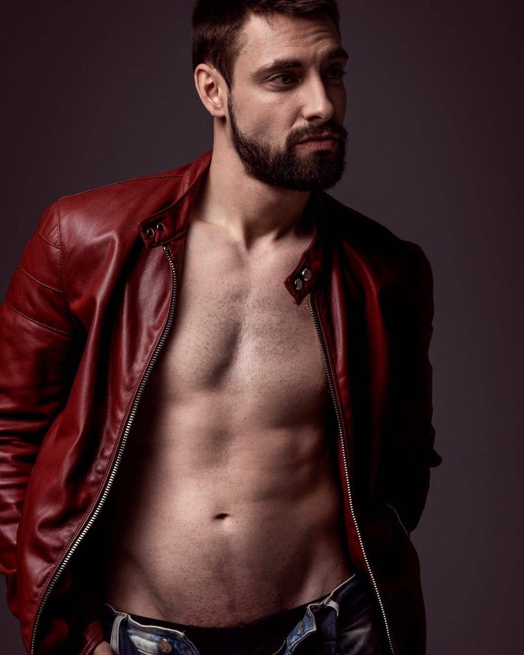 Post 9 by Alex Garcia Ruiz on Instagram (image)
