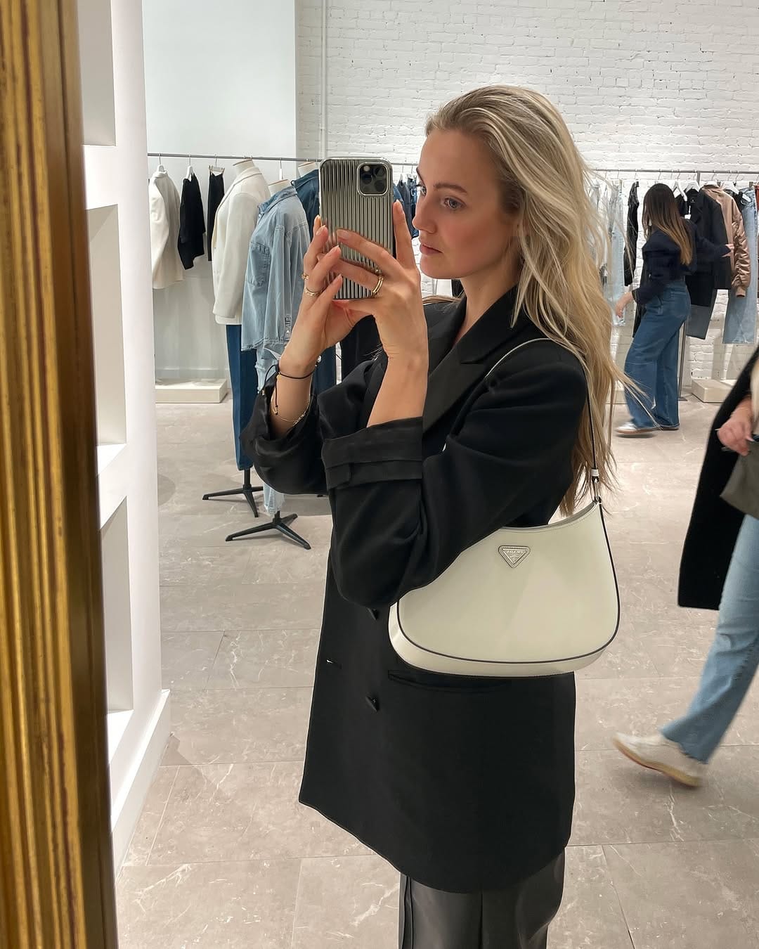Post 6 by Meia Linde Offringa on Instagram (carousel)