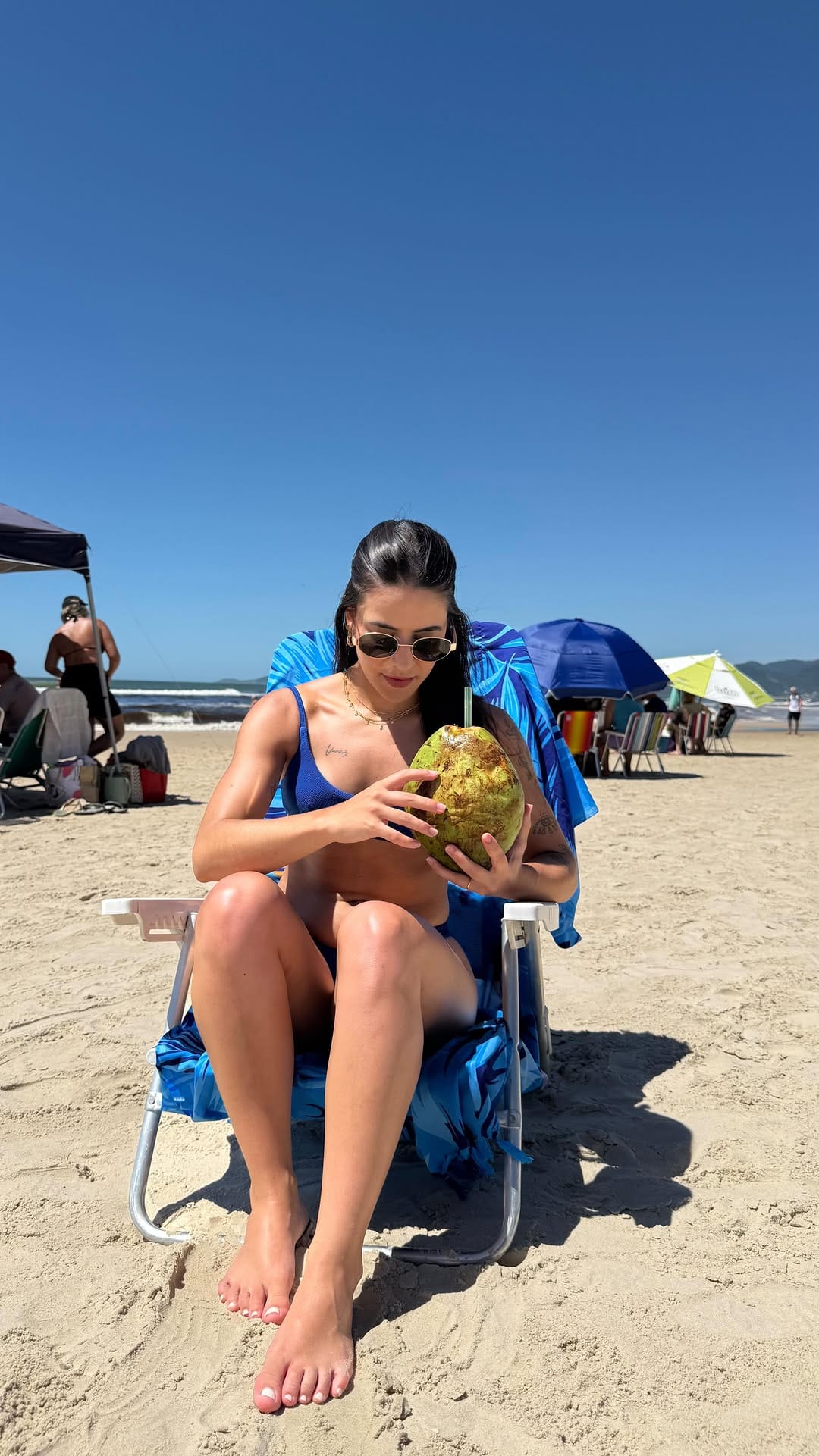 Post 7 by Vitória Avila on Instagram (video)