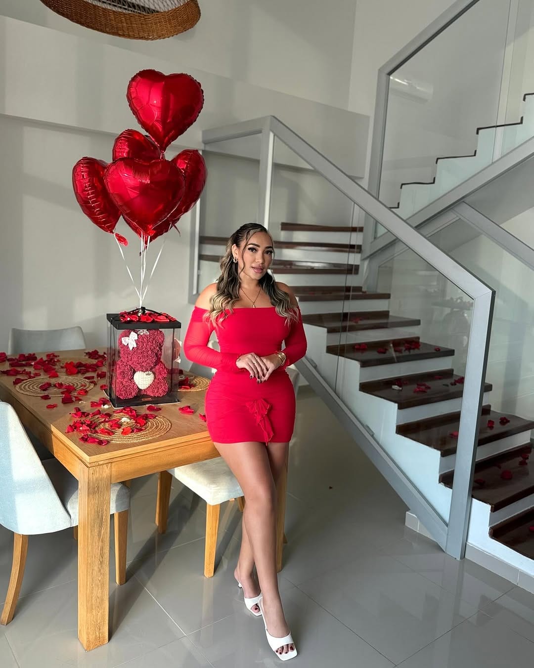 Post 10 by ROPADE MUJER|VESTIDOS|SETS on Instagram (image)