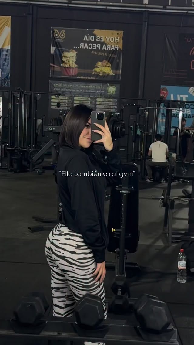 Post 3 by ANA NICOLAS. on Instagram (video)