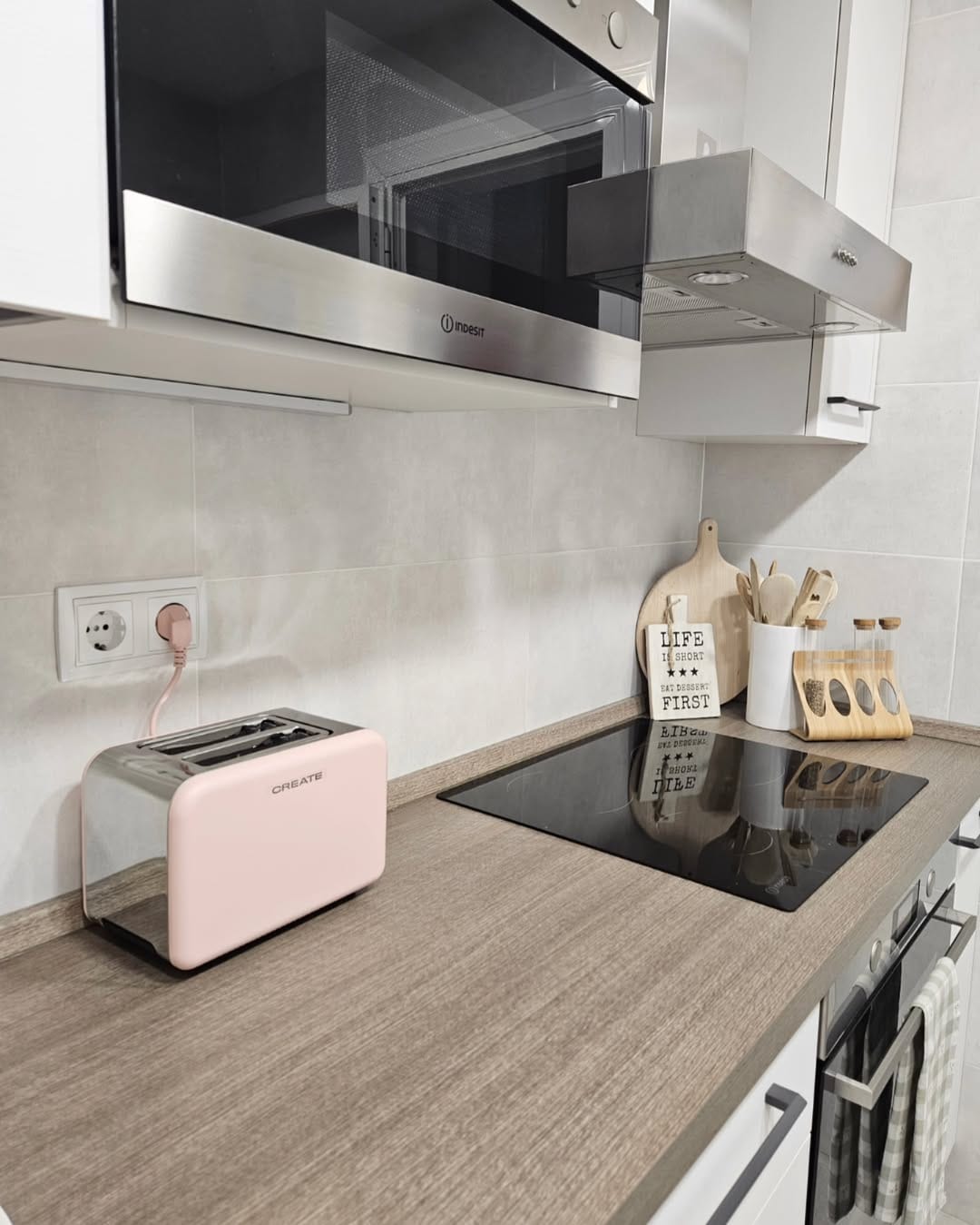 Post 8 by Decohome_bcn on Instagram (image)