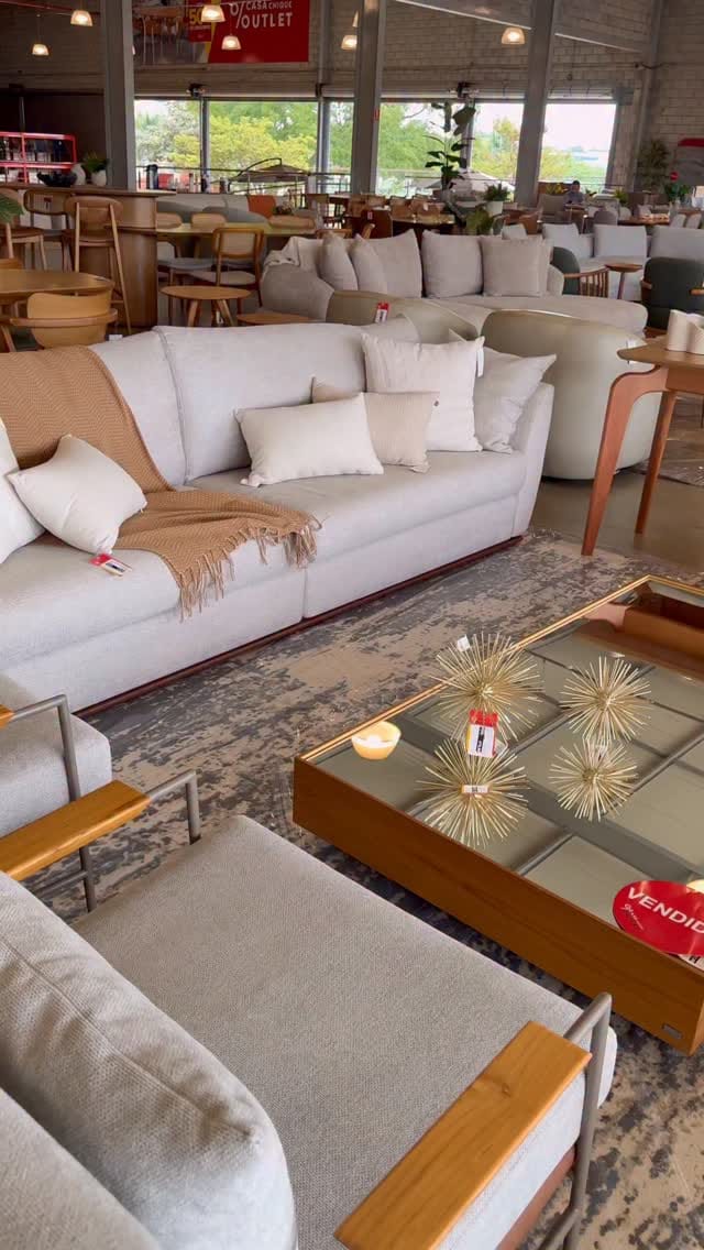 Post 5 by Casa Chique Outlet on Instagram (video)