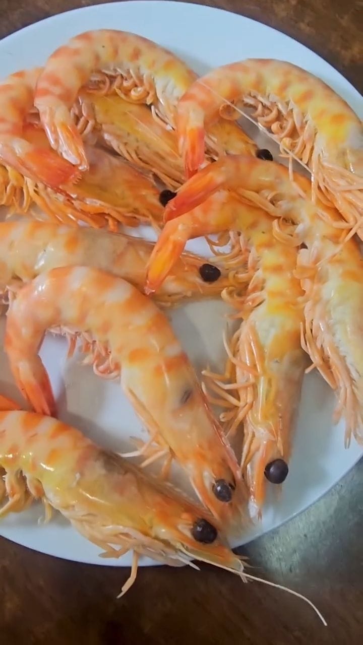Post 8 by Laura Schell Neisser on Instagram (video)