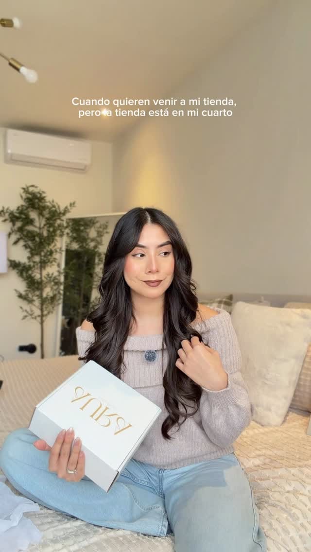 Post 5 by Aura Lingerie | Lencería on Instagram (video)