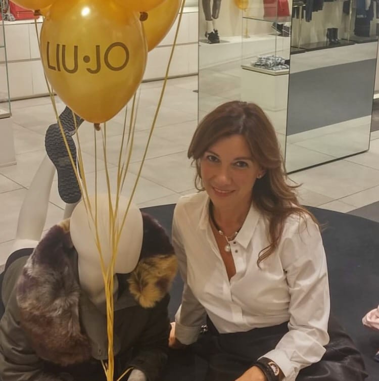Post 3 by Marta on Instagram (image)