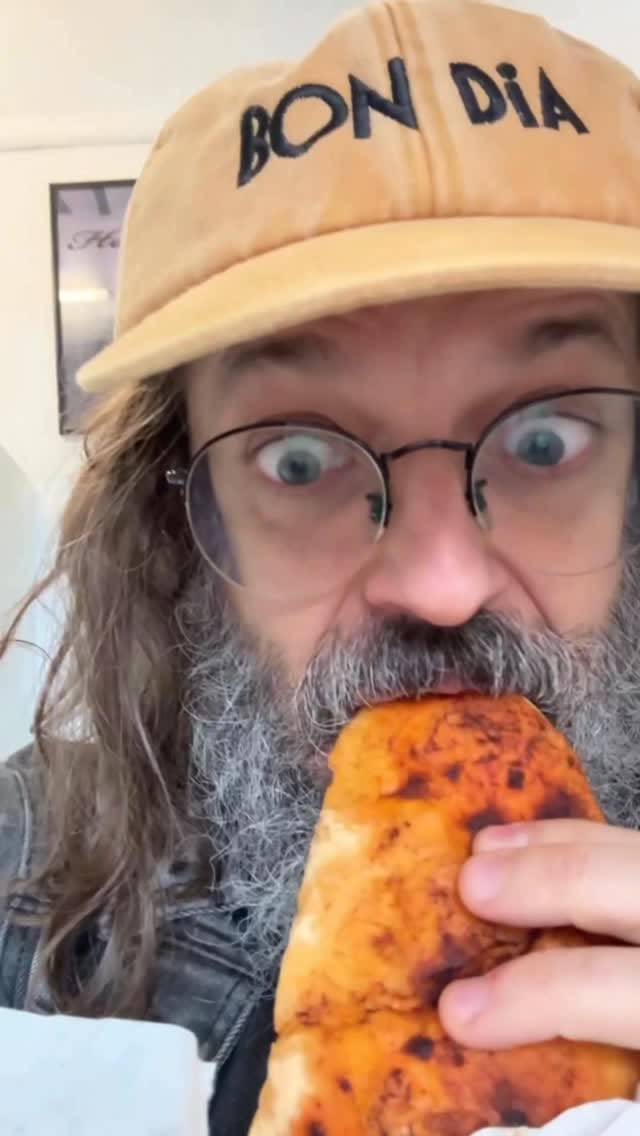 Post 8 by Regalos sorprendentes y diseño original en Valencia desde 2010 on Instagram (video)