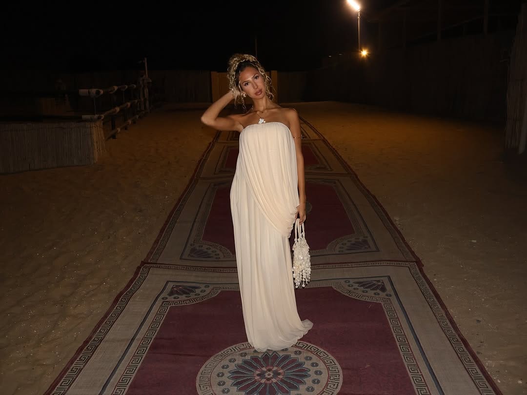 Post 1 by Stella Angel Tzortzi on Instagram (carousel)
