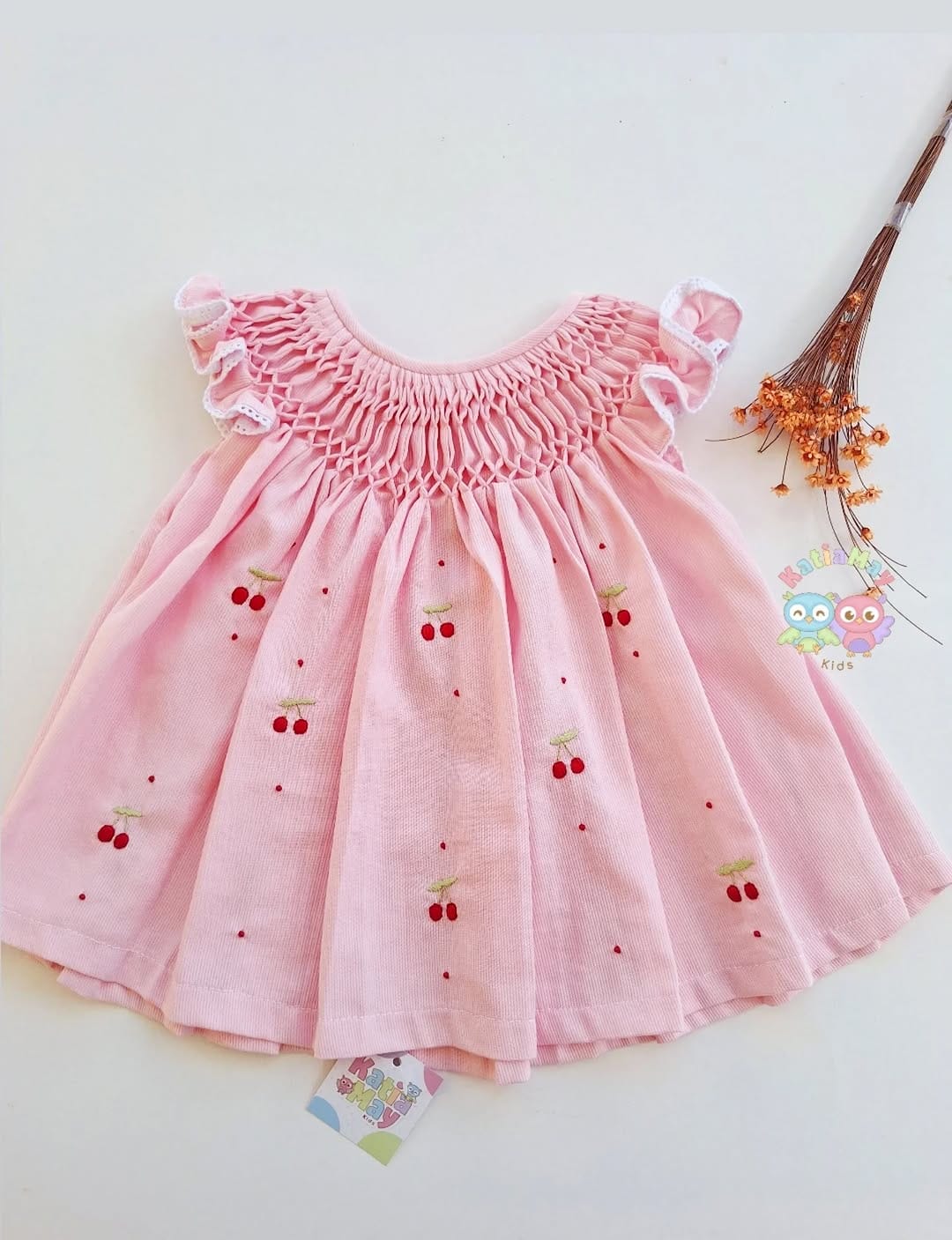 Post 4 by Feira Do Neném & Gestante VIX on Instagram (carousel)