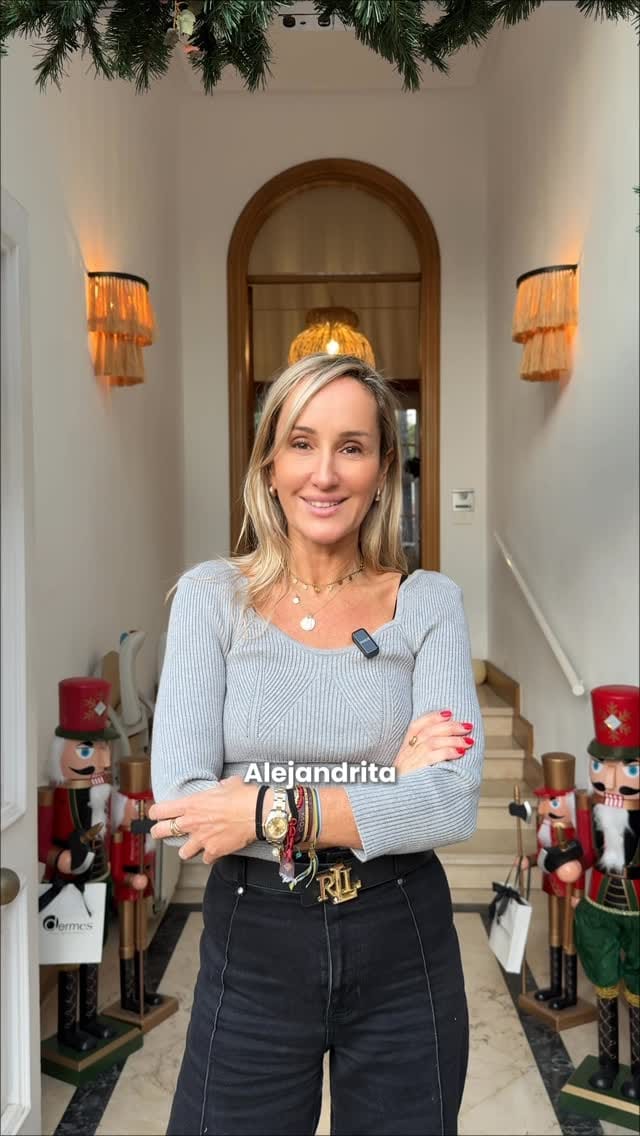 Post 10 by 𝗗𝗘𝗥𝗠𝗘𝗦 on Instagram (video)