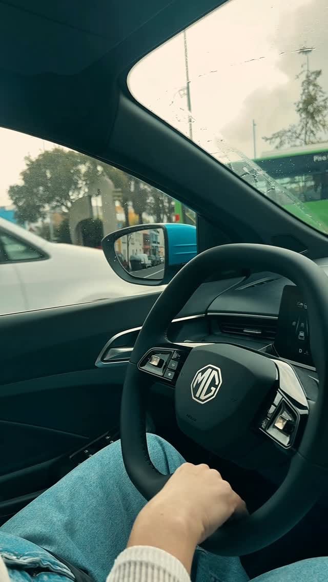 Post 2 by Ceci Wallace on Instagram (video)