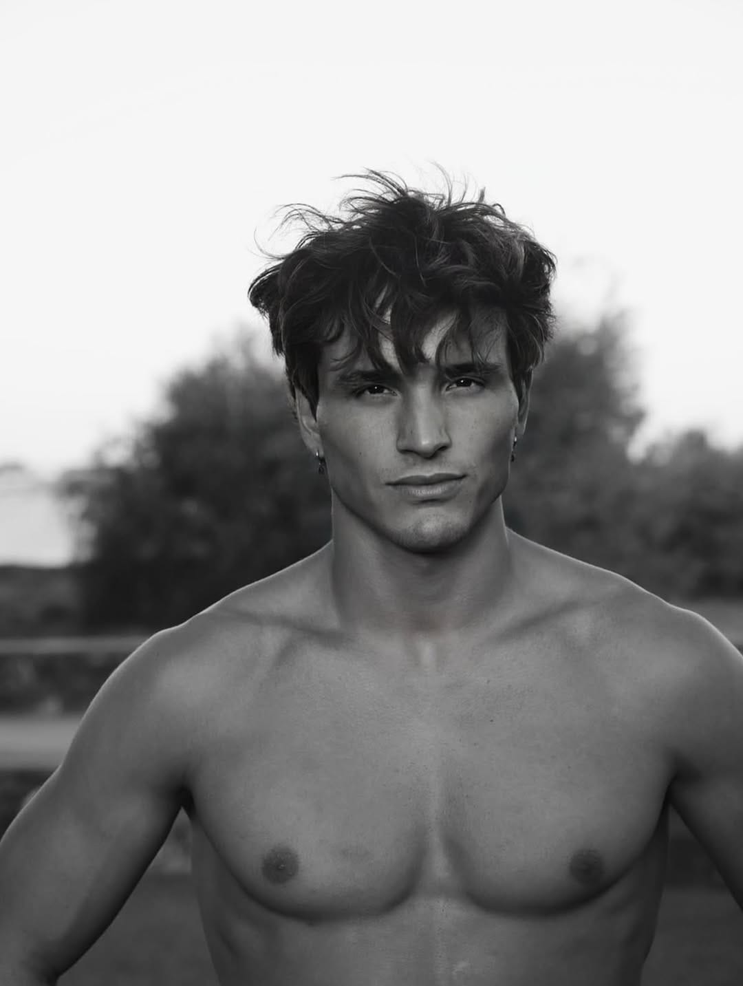 Post 5 by Sergio Modrego on Instagram (image)