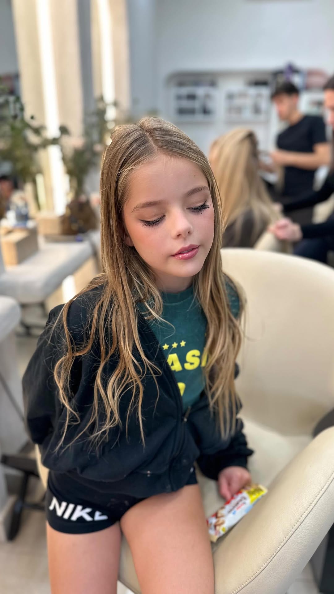 Post 3 by ⚜️𝑯2𝑶 𝑨𝒓𝒕𝒊𝒔𝒕𝒊𝒄 𝑺𝒕𝒚𝒍𝒆⚜️ on Instagram (video)