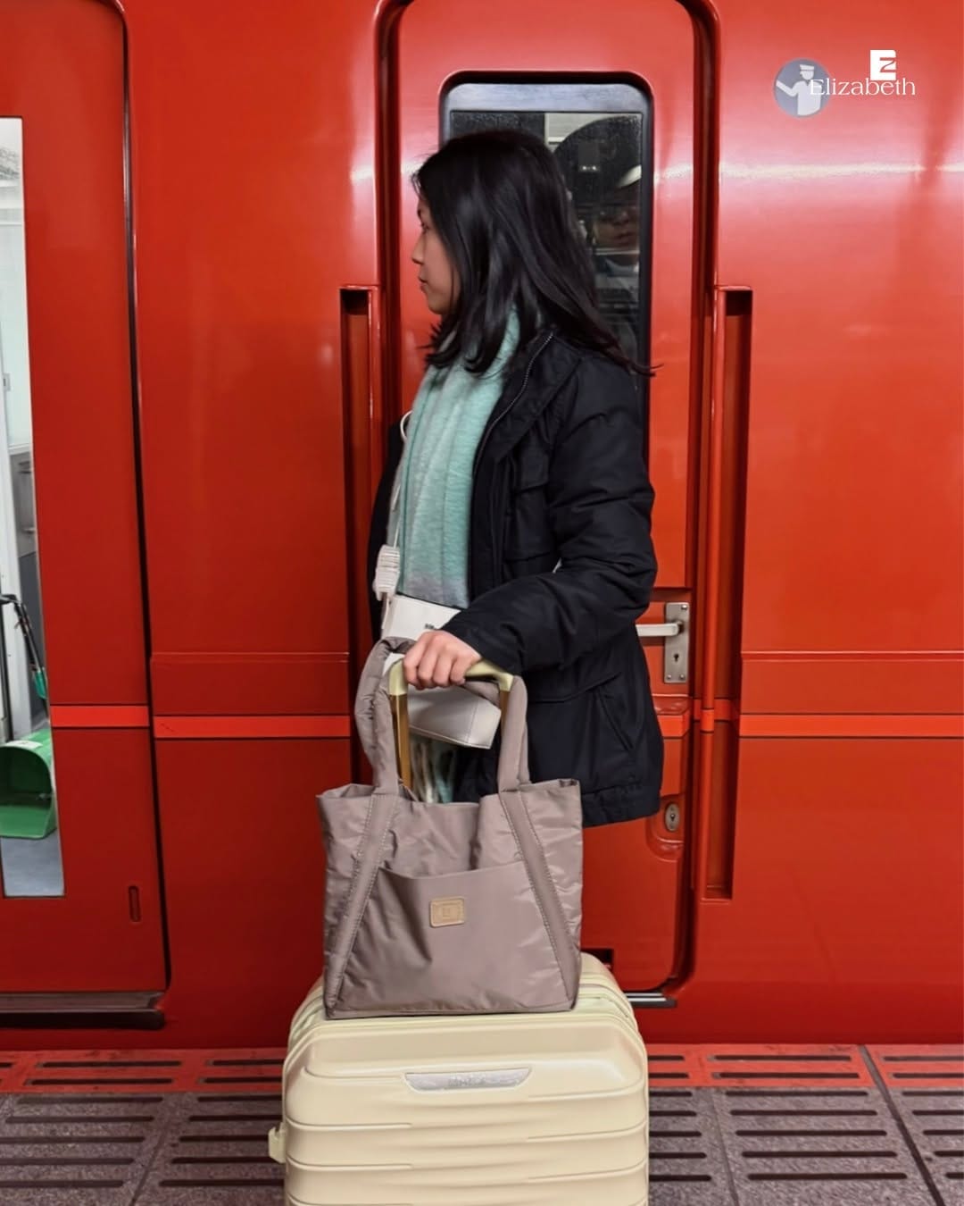 Post 7 by Elizabeth Official on Instagram (video)
