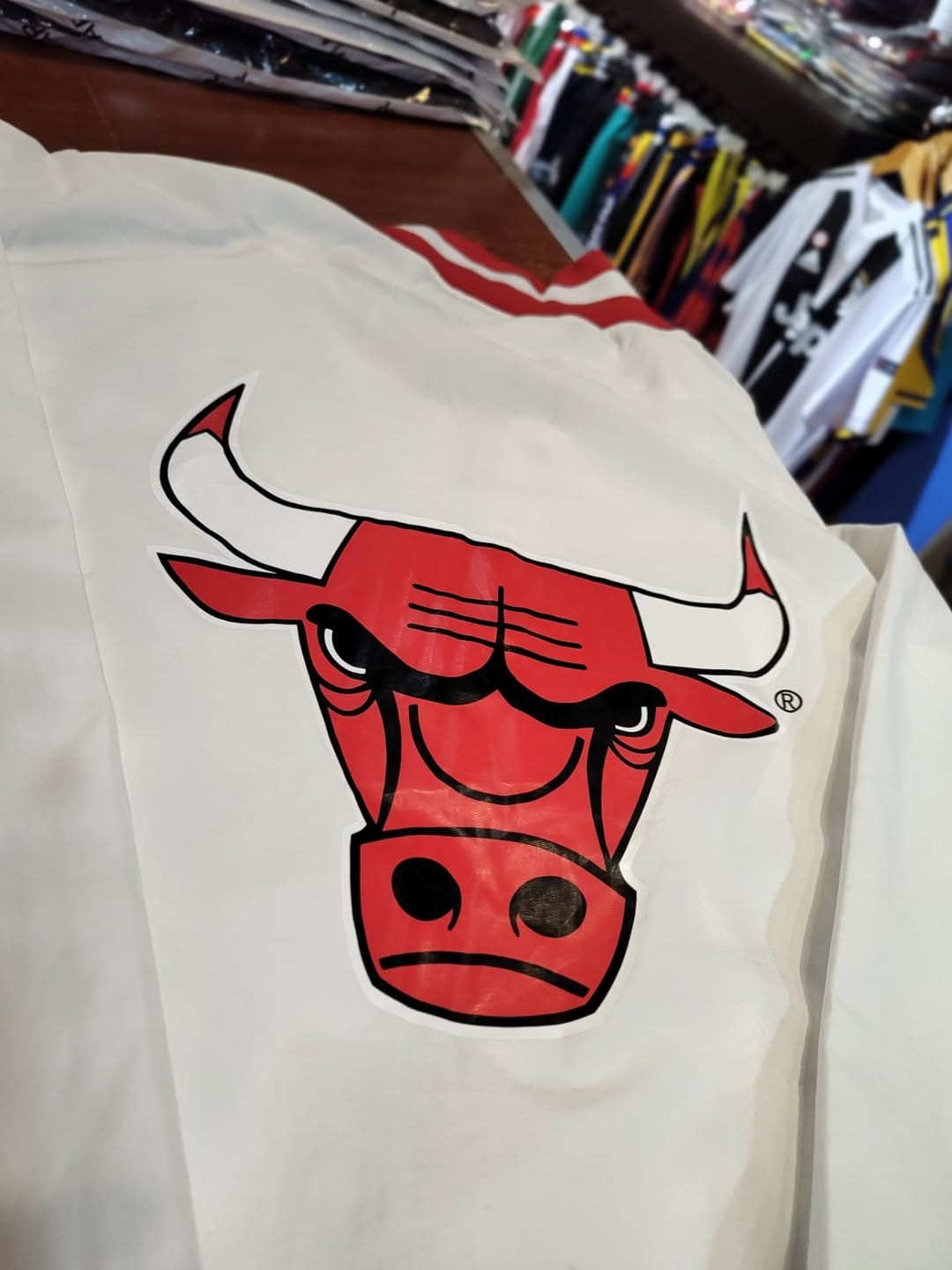 Post 10 by Tucamiseta Rcia on Instagram (carousel)