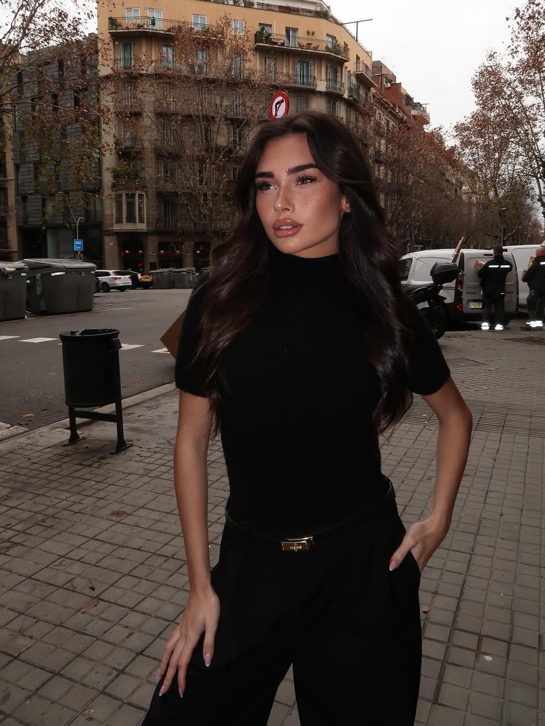 Post 6 by 𝐉𝐔𝐋𝐈𝐀 𝐑𝐎𝐃𝐑𝐈𝐆𝐔𝐄𝐙 on Instagram (carousel)