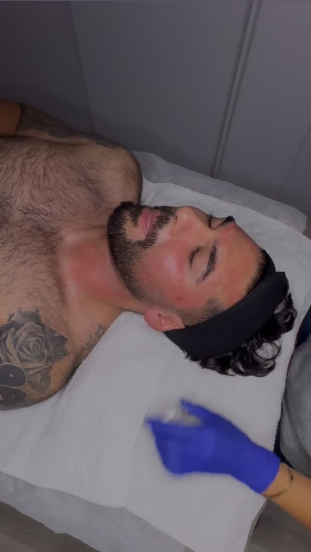 Post 1 by @muahbeauty on Instagram (video)